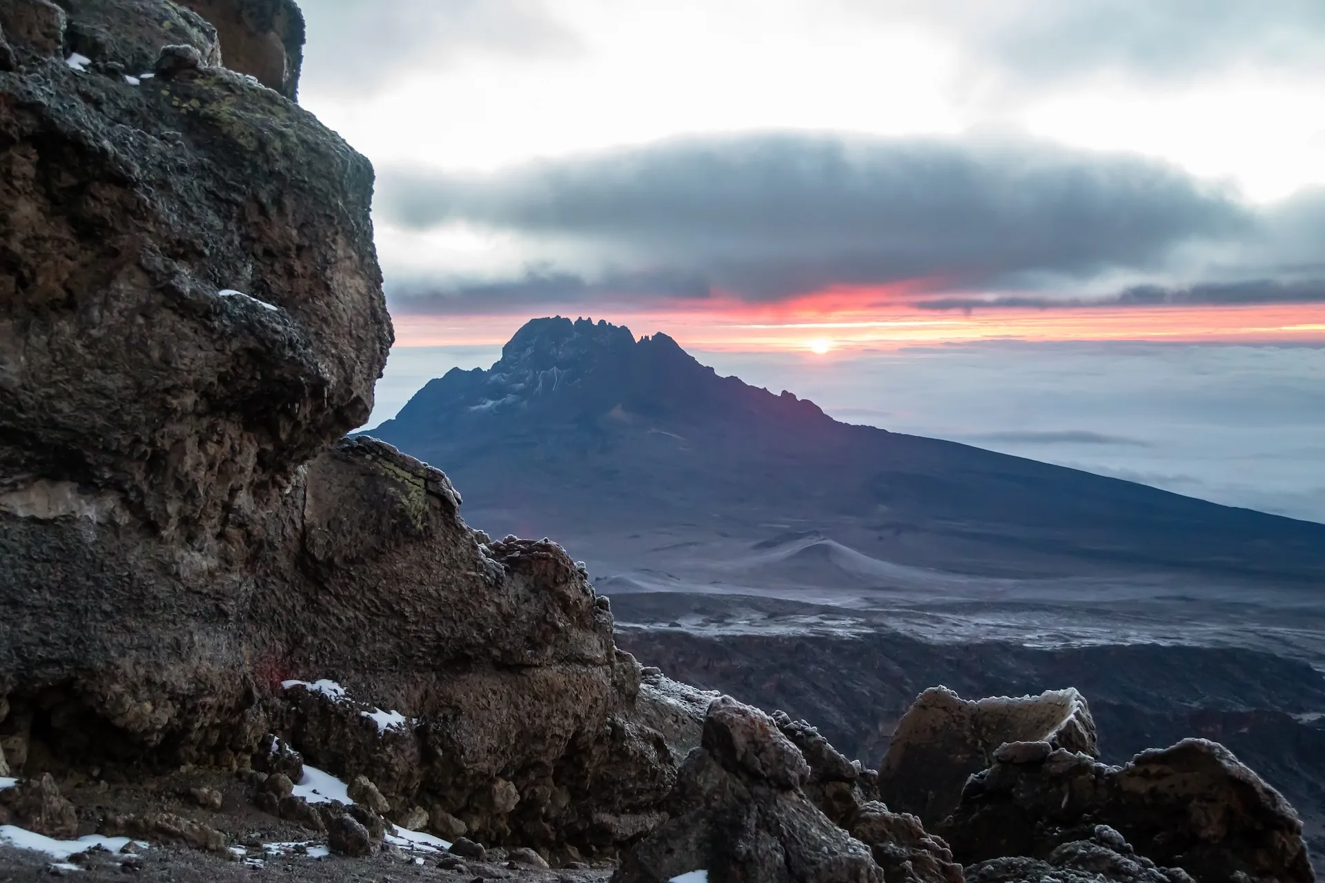 En todas las rutas se pueden esperar panoramas imponentes del Kilimanjaro
